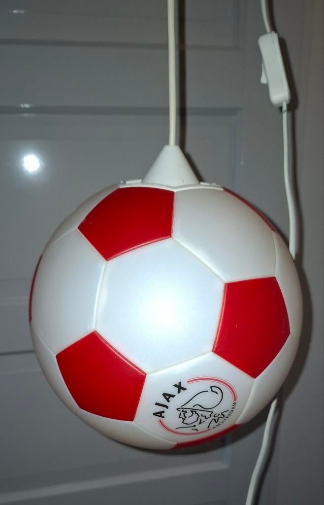 Ajax hanglamp schemerlamp voetbal, Kunststof, Gebruikt, Ophalen of Verzenden, Voetbal, Sportief, Kinderkamer