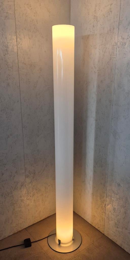 Flos Stylos Italiaans design vloerlamp, Achille Castiglioni, Ophalen, Kunststof, Modernistisch, Zo goed als nieuw