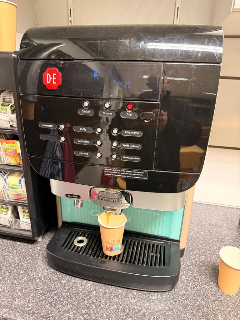 Douwe Egberts koffiemachine, Ophalen, Gebruikt, Overige typen, 10 kopjes of meer