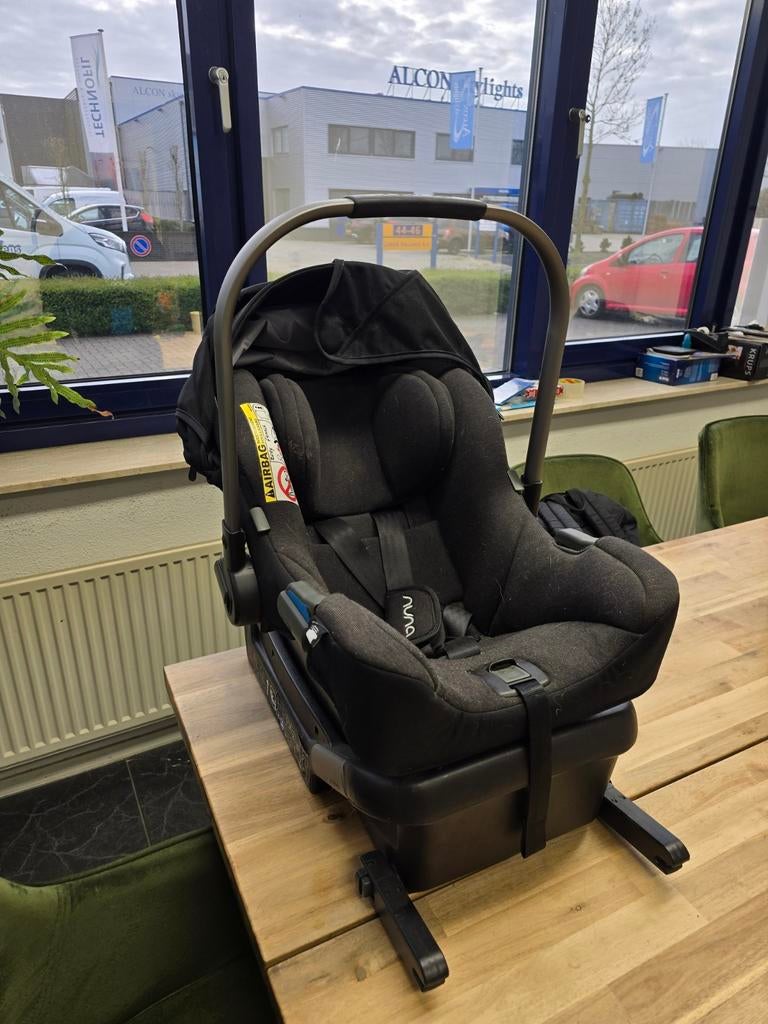 Nuna autostoel met isofix, Kinderen en Baby's, Autostoeltjes, Ophalen of Verzenden