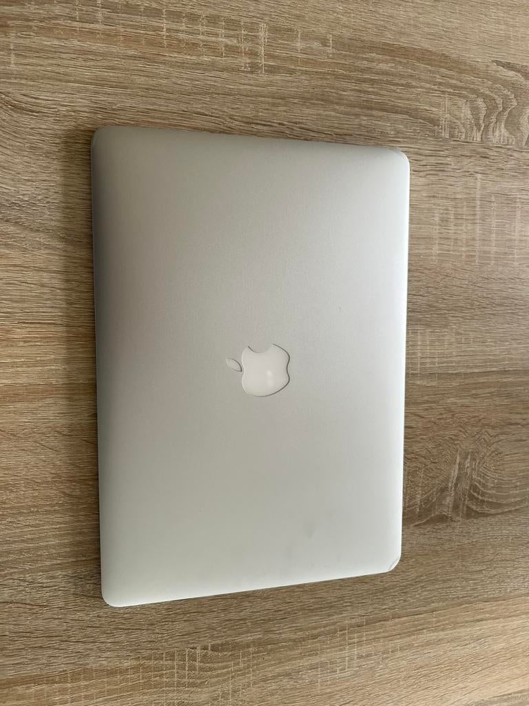 Macbook air 2017, Computers en Software, Apple Macbooks, Ophalen, 13 inch, Minder dan 2 Ghz, Zo goed als nieuw