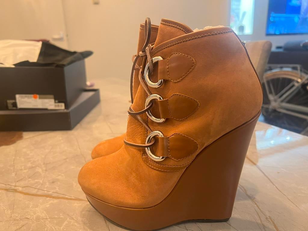 Dsquared2 lage/enkellaarzen, Bruin, Lage of Enkellaarzen, Nieuw, Ophalen of Verzenden