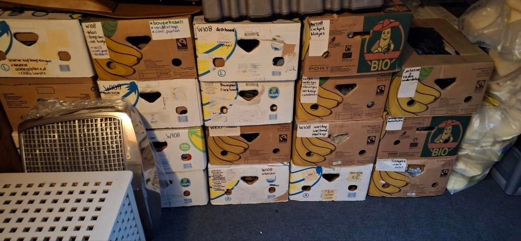 W108 w109 mercedes oldtimer onderdelen, Ophalen of Verzenden, Oldtimer onderdelen