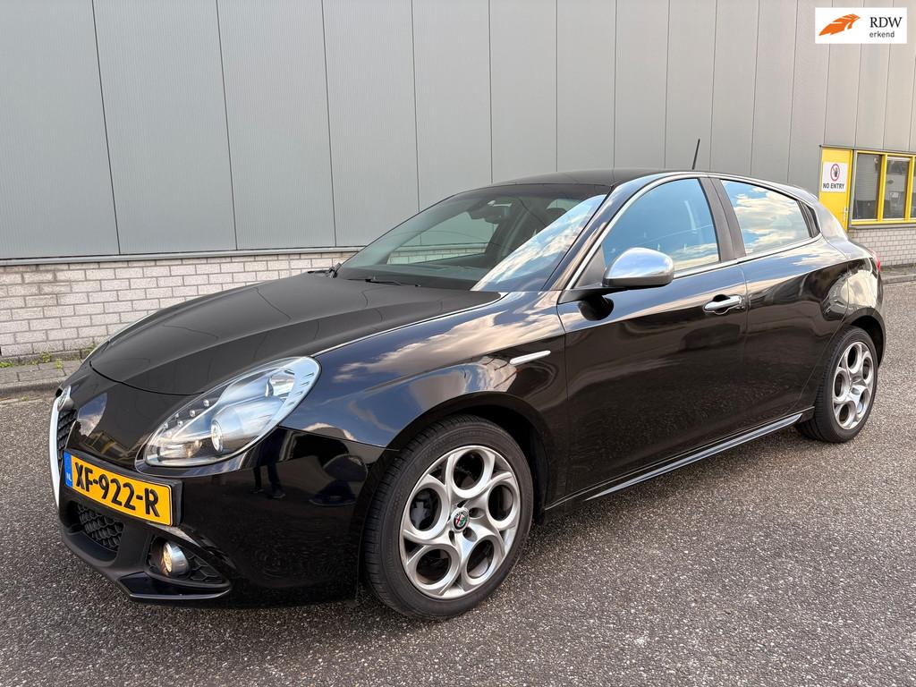 Alfa Romeo Giulietta 1.6 JTDm Super, Auto's, Alfa Romeo, Bedrijf, Te koop, Giulietta, ABS, Airbags, Airconditioning, Bluetooth