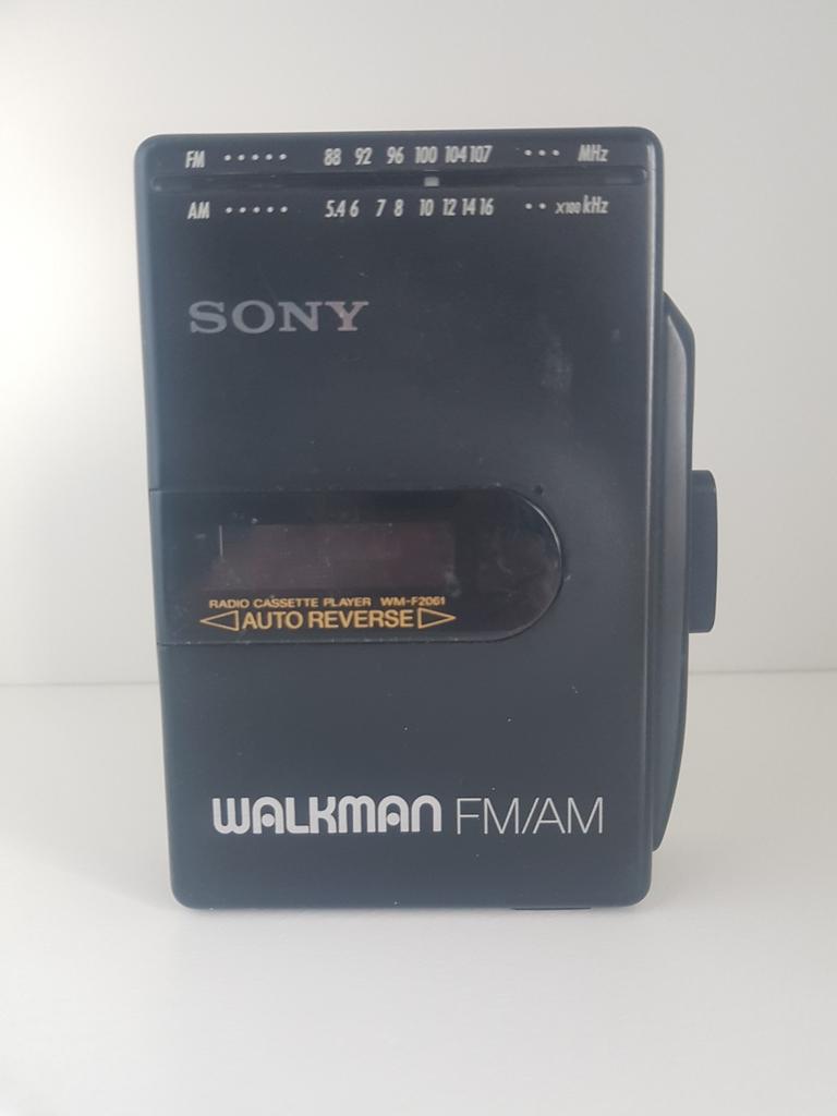 Goedwerkende Sony Walkman WM-F2061 met FM Radio, Ophalen of Verzenden, Walkman