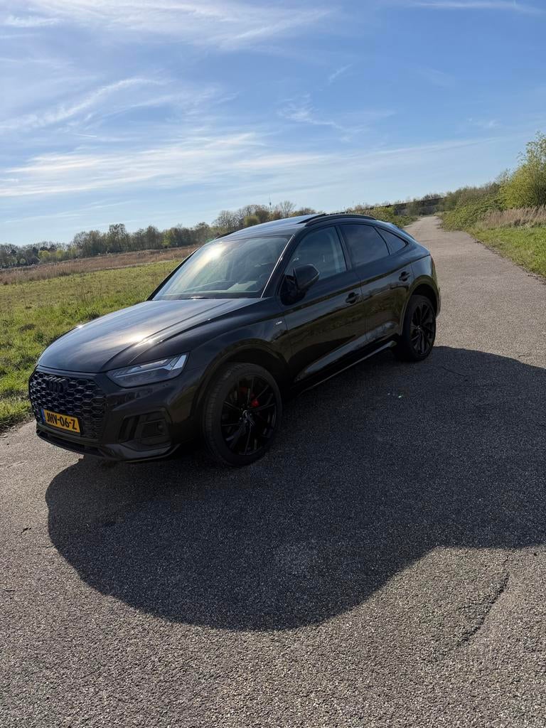 Audi Q5 Sportback 40 TDI Quattro S-Line Pano Matrix Full, Automaat, 4 cilinders, Q5, Zwart