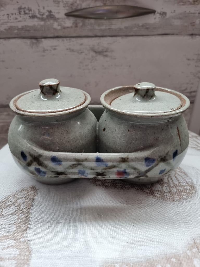 Vintage aardewerk 2 potjes aan elkaar, Ophalen of Verzenden