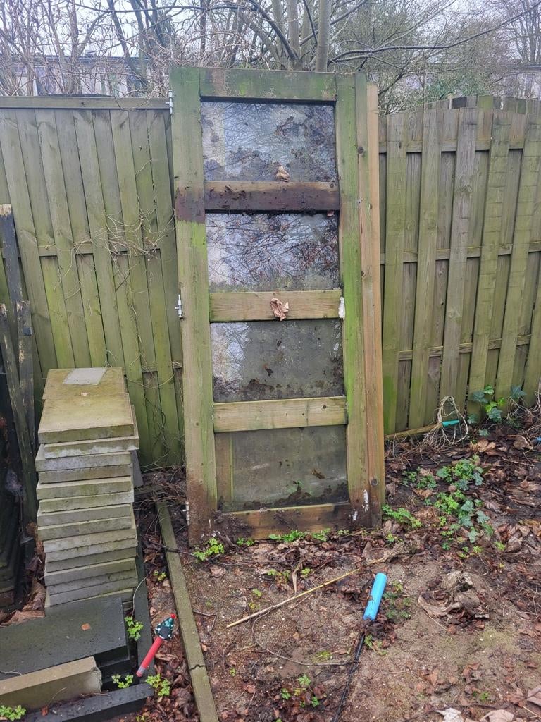 Houten planken en balken met 2 deuren voor blokhut 4x3m, Doe-het-zelf en Verbouw, Hout en Planken, Ophalen of Verzenden