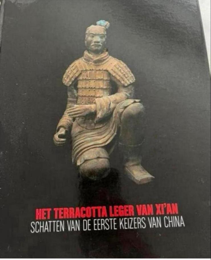 Het Terracotta Leger van Xi'an - Schatten van de Eerste Keiz, Ophalen of Verzenden, 20e eeuw of later, Zo goed als nieuw