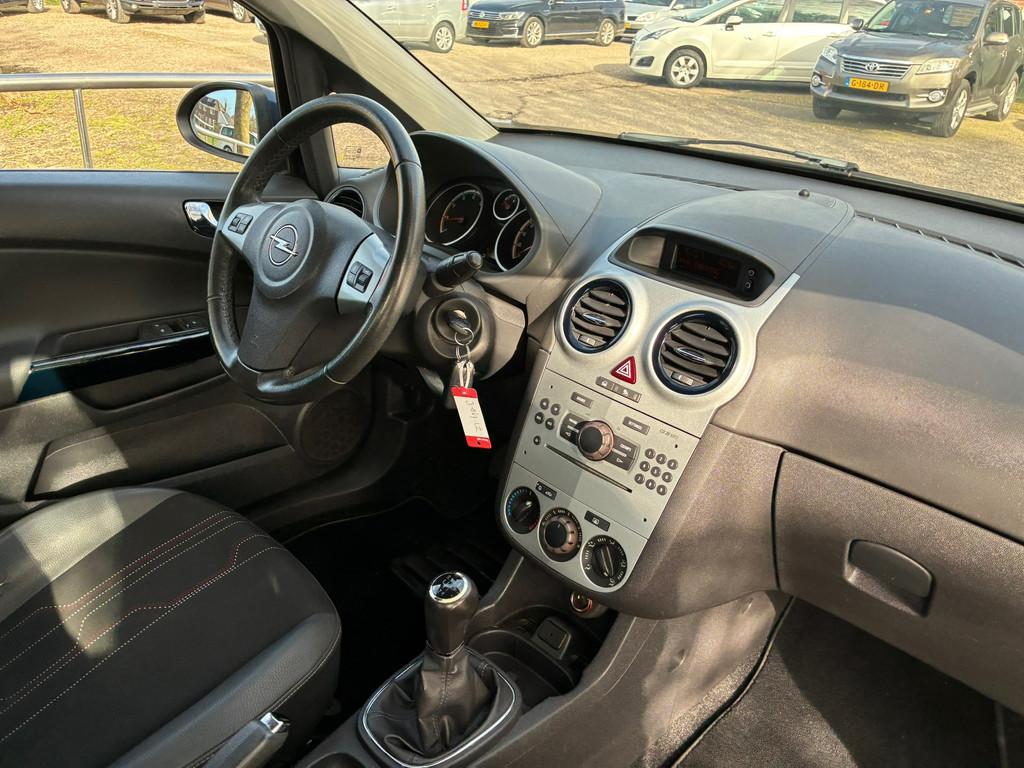 Opel Corsa 1.2-16V Berlin | Cruise + Airco + 5-Drs Nu € 3., Voorwielaandrijving, Euro 5, Gebruikt, Zwart