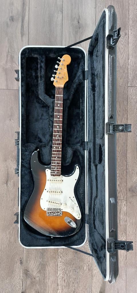 1983 Fender Squier 'JV' Stratocaster - Made in Japan, Ophalen of Verzenden, Gebruikt, Solid body, Fender