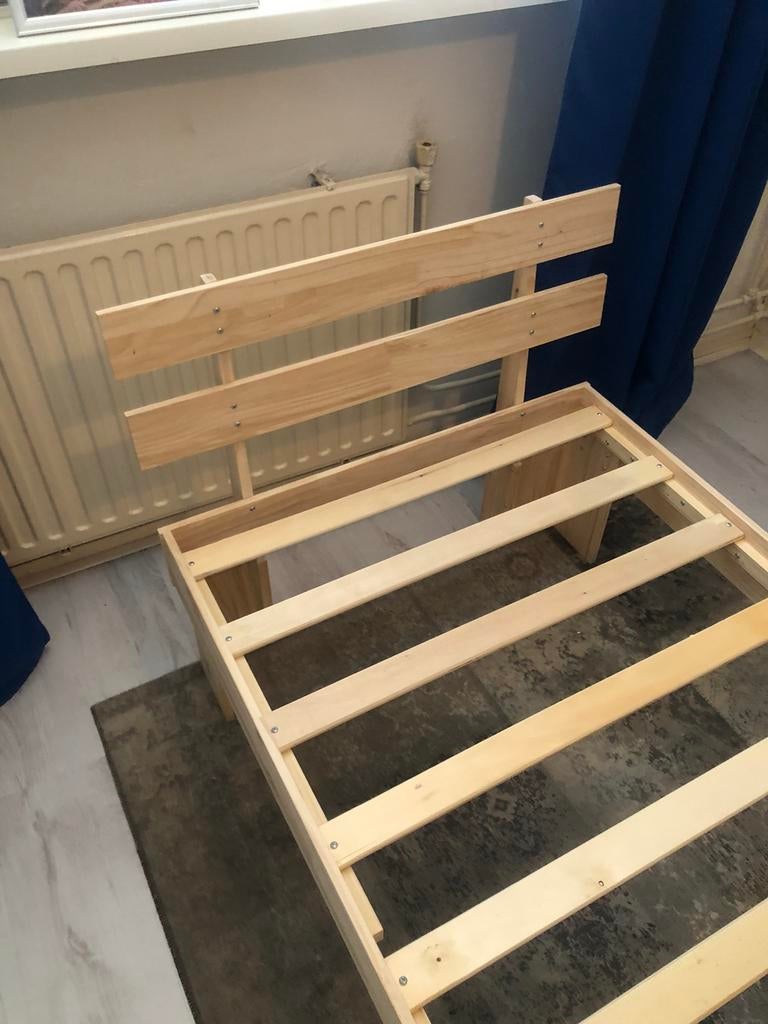 Een persoon bed 80x200 cm, Eenpersoons, Ophalen of Verzenden, Zo goed als nieuw, 80 cm