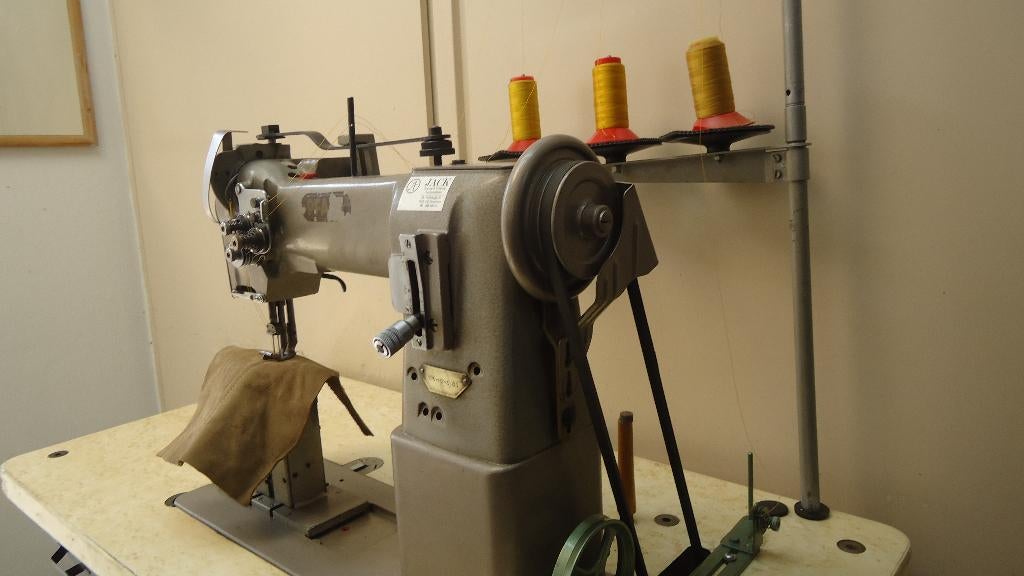 Industrie Pfaff Zuilnaaimachine 2 Naalds 3 Voudig transport, Ophalen of Verzenden, Naaimachine, Industrieel, Gebruikt