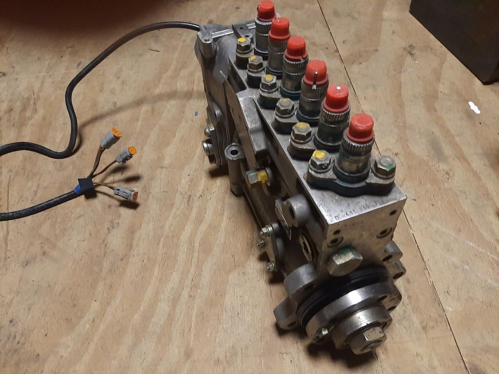 Scania 124 4-serie brandstofpomp Bosch EDC getest, Ophalen, Gebruikt