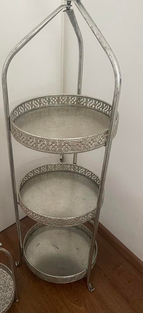 Etagere, Ophalen, Zo goed als nieuw