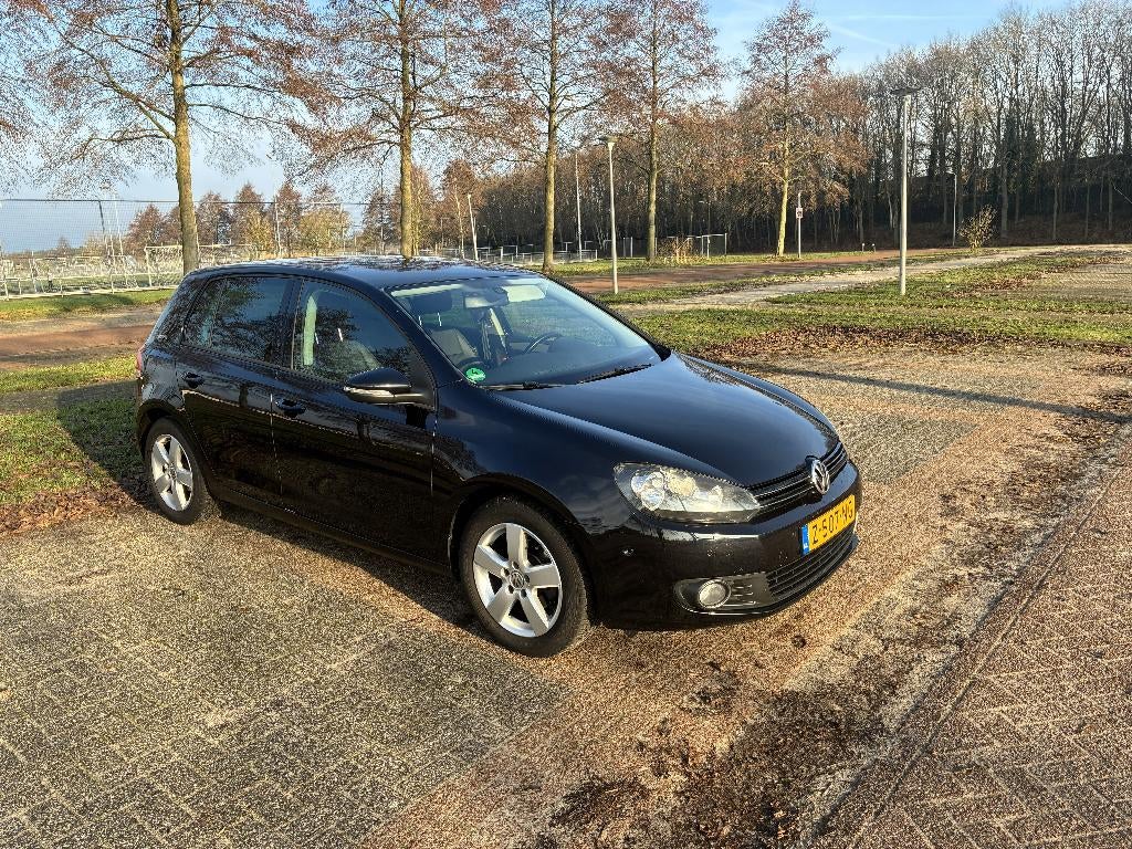 Volkswagen Golf 1.2 TSI | Vol opties, Voorwielaandrijving, Euro 5, Zwart, 4 cilinders