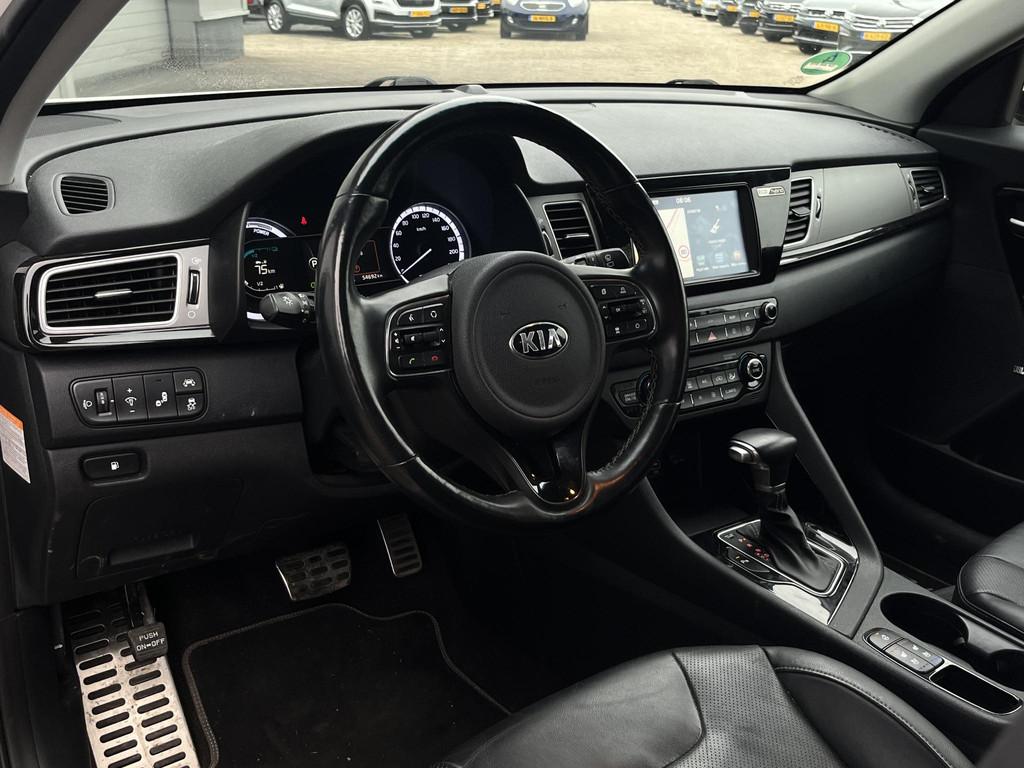 Kia Niro 1.6 GDi Hybrid DynamicLine Stoelverwarming/ventilat, Gebruikt, 2 kWh, Leder en Stof, Wit