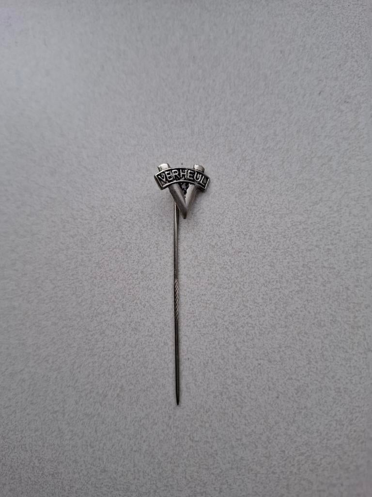 Vintage speldje pin prikker steekspeld Verheul, Ophalen of Verzenden