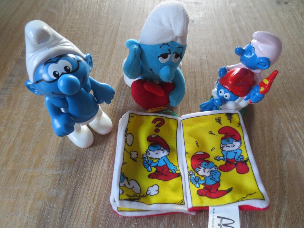 Smurfen:Verschillende Smurfen-beweegbare smurf-Smurfenboekje, Ophalen of Verzenden, Zo goed als nieuw, Verschillende Smurfen, Poppetje, Figuurtje of Knuffel