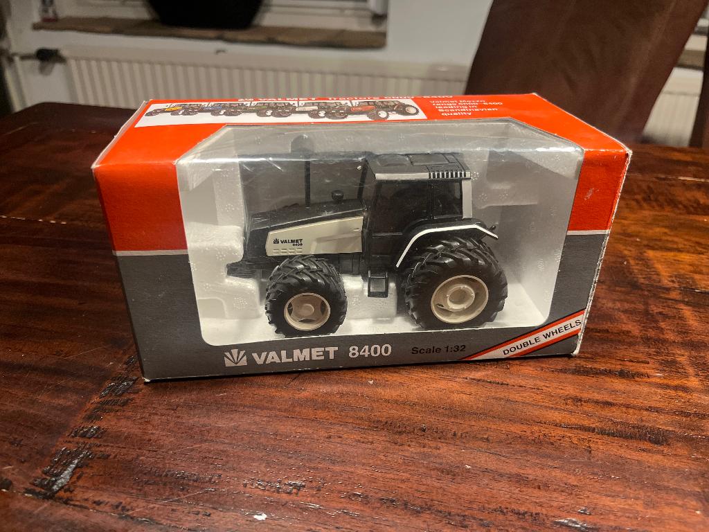 Valmet 8400 schaalmodel, Overige merken, 1:32 tot 1:50, Overige typen, Ophalen of Verzenden