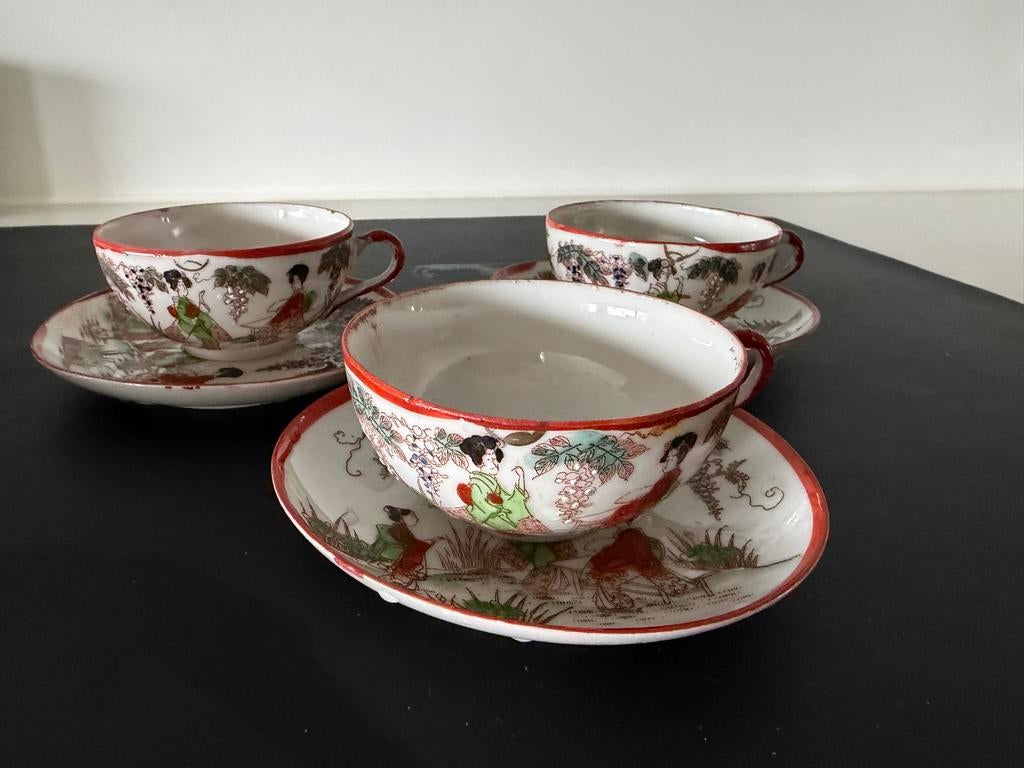 3 Japans handgeschilderde eierschaal kop en schotels, Ophalen