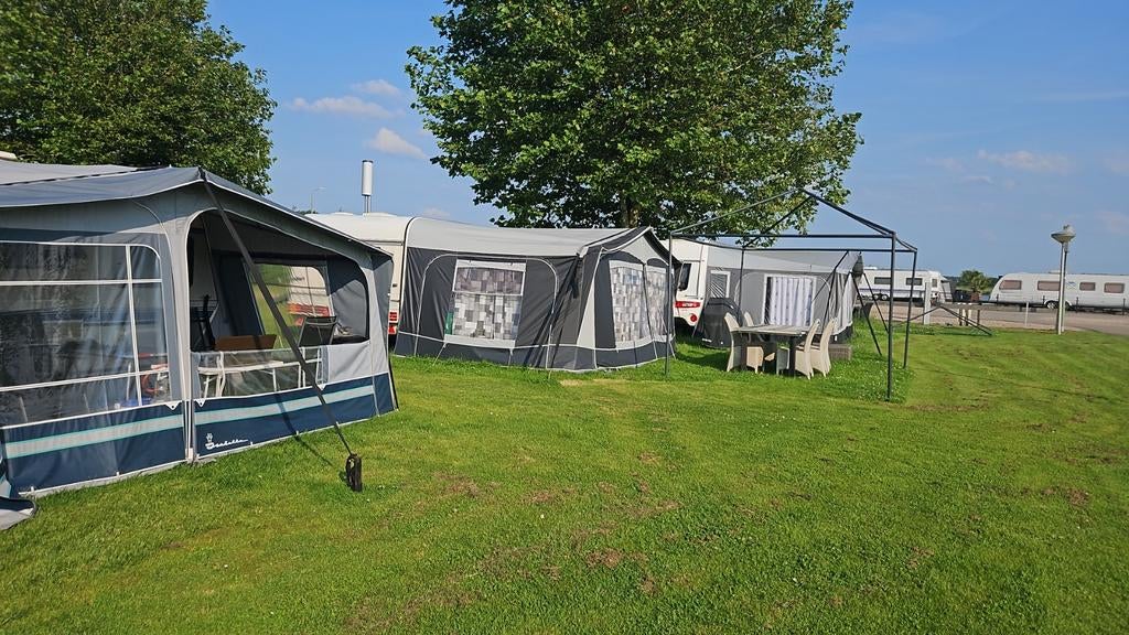 Hobby caravan 4 persoons, Koelkast, Rondzit, Hobby, Particulier