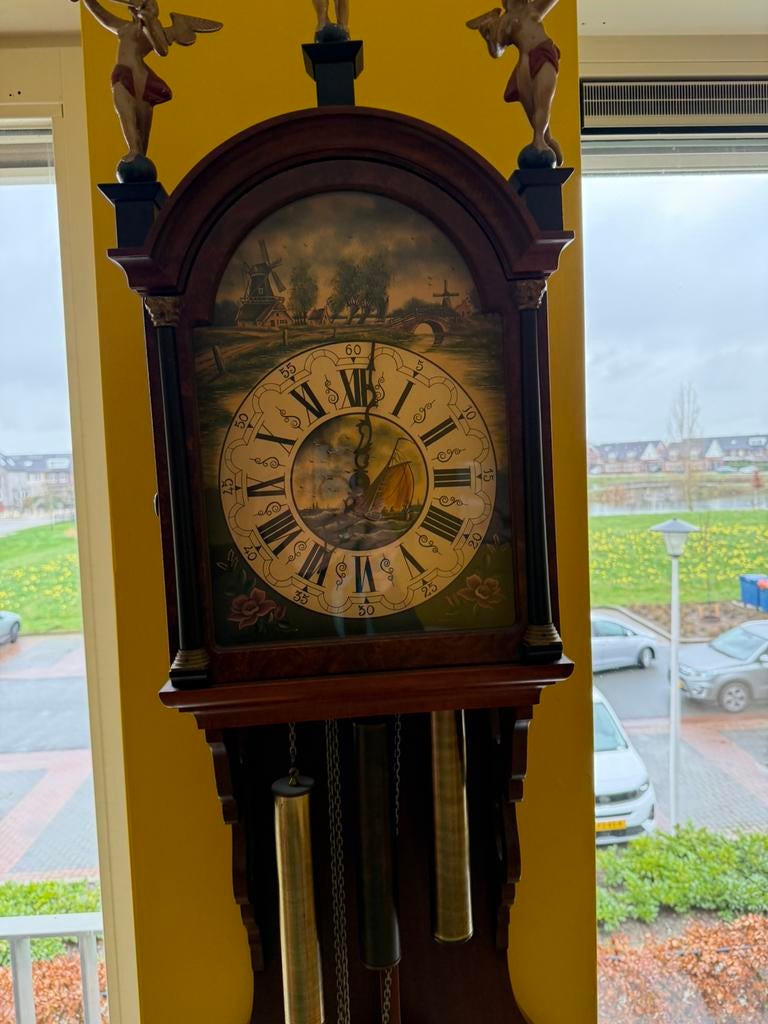 Friese staartklok, Ophalen