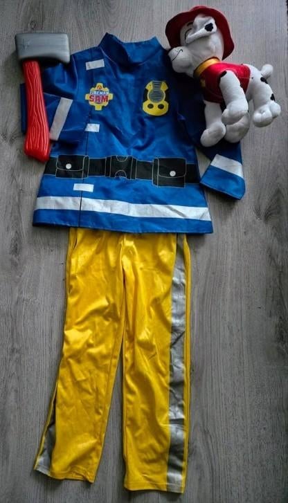 Paw Patrol Brandweerman Sam + knuffel outfit mt 92 / 104, Ophalen of Verzenden, Zo goed als nieuw, 104 of kleiner, Jongen