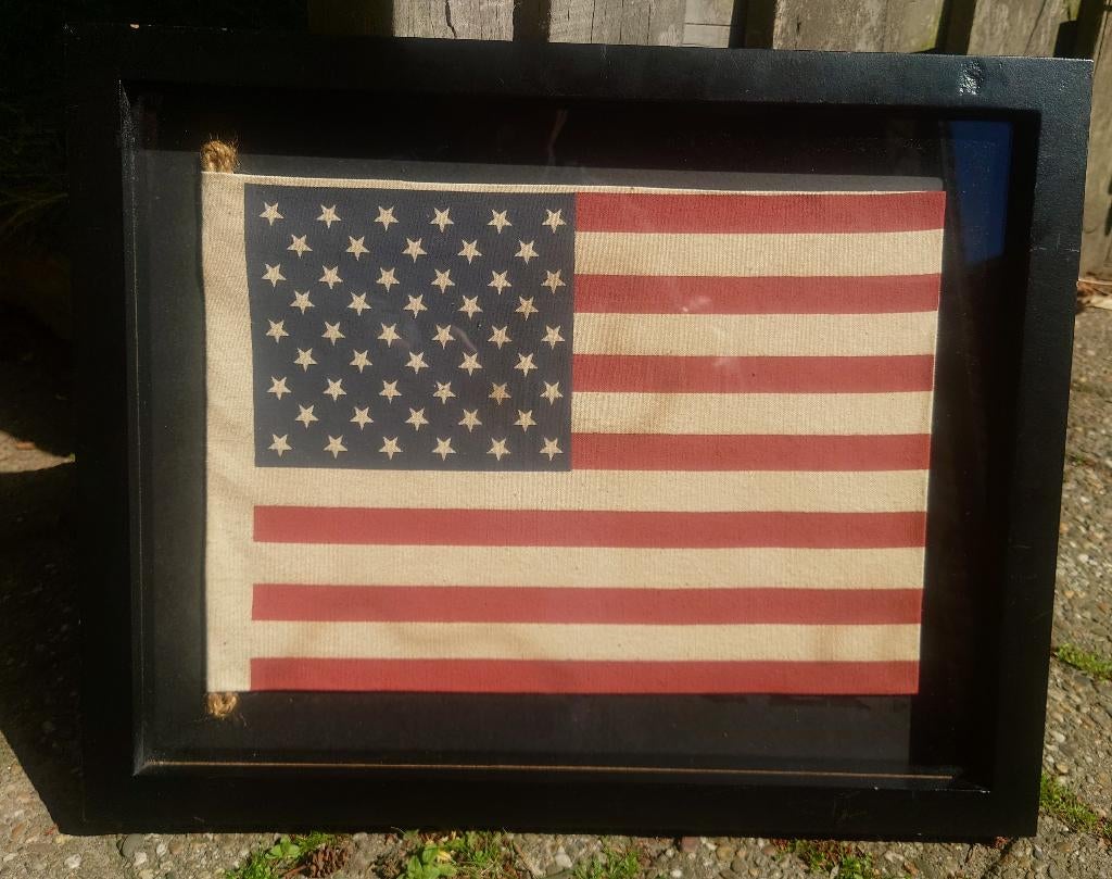 ~1950 klein Amerikaanse vlak op jutte, luxe gelijst, Ophalen of Verzenden