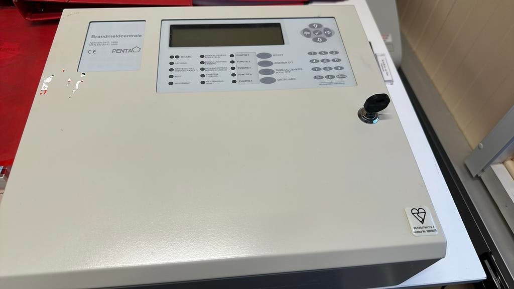 Penta 4000 Hertek brandcentrale, Ophalen of Verzenden, Zo goed als nieuw, Compleet systeem, Overige soorten