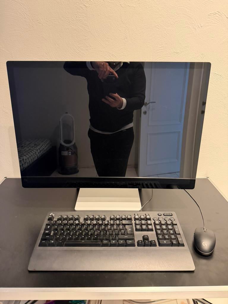 Microsoft surface studio 2, Computers en Software, Desktop Pc's, Ophalen, Zo goed als nieuw, SSD