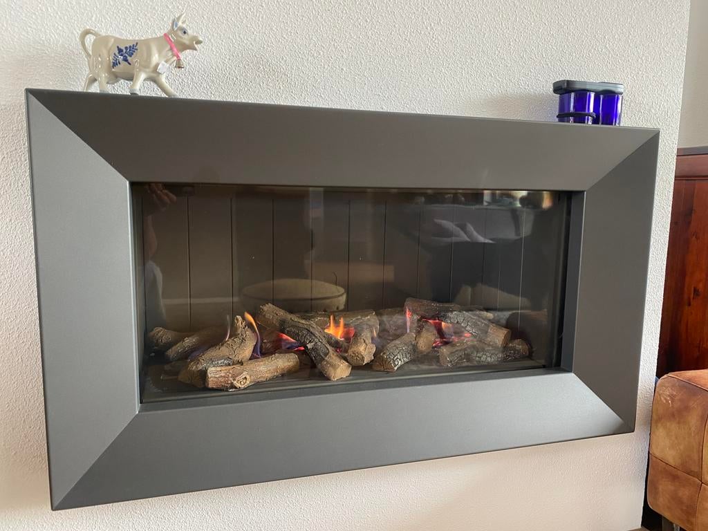 Gesloten inbouwgashaard Bellfires met electrische ontsteking, Huis en Inrichting, Haarden, Ophalen, Zo goed als nieuw, Inbouwhaard