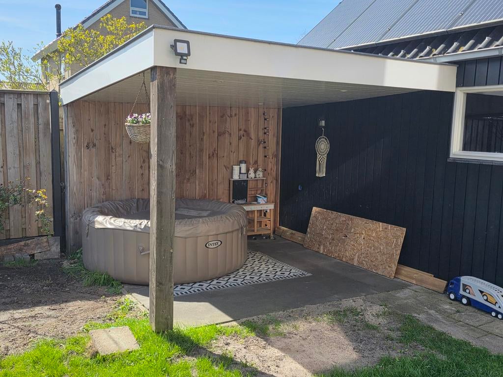 Nette overkapping met achterwand, Tuin en Terras, Overkappingen, Ophalen, Zo goed als nieuw