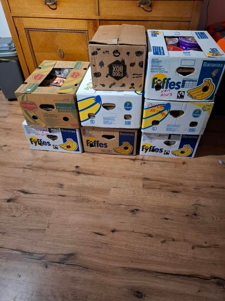 Grote partij rommelmarkt spullen 6 bananen dozen vol, Ophalen, Gebruikt