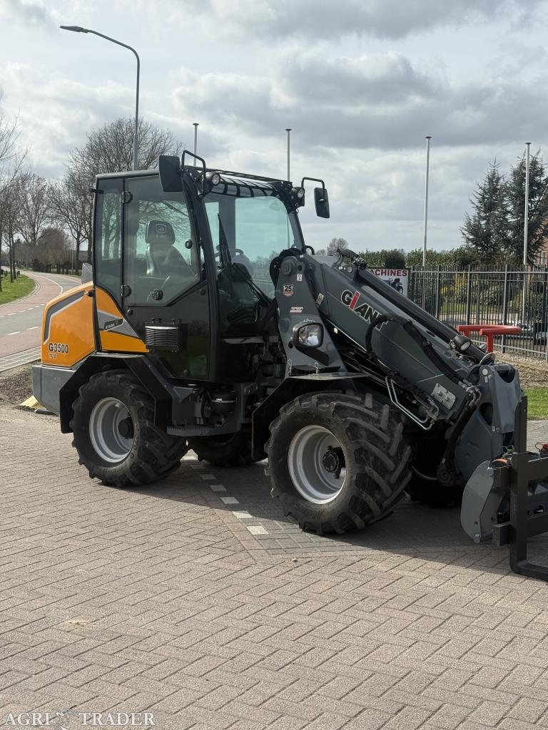 Giant g3500 Tele ( 800 uur ), Zakelijke goederen, Machines en Bouw | Kranen en Graafmachines, -, Niet opgegeven, Ophalen of Verzenden