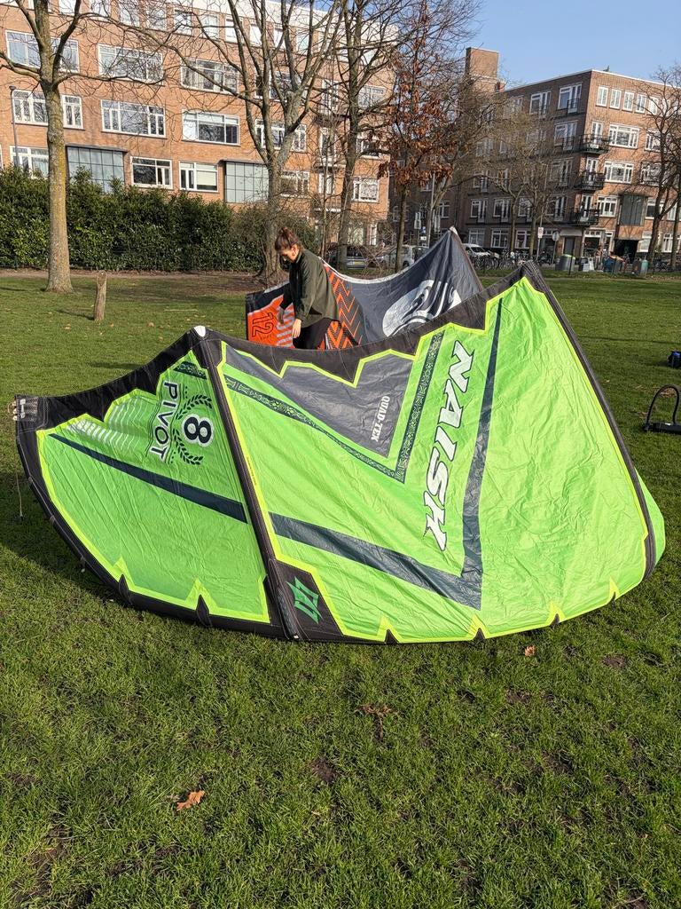 Naish Pivot 8m Kite, Watersport en Boten, Kitesurfen, Gebruikt, 8 m², Geen board, Ophalen of Verzenden