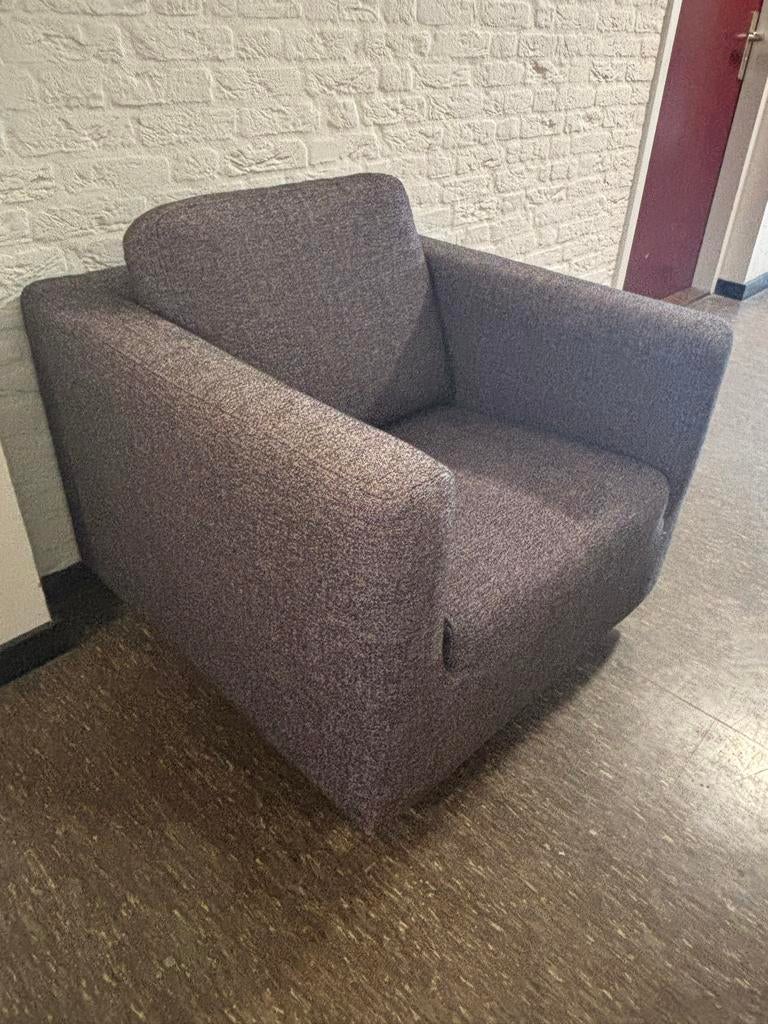 Comfortabele grijs paarse fauteuil, Ophalen, Gebruikt, Stof, 75 tot 100 cm