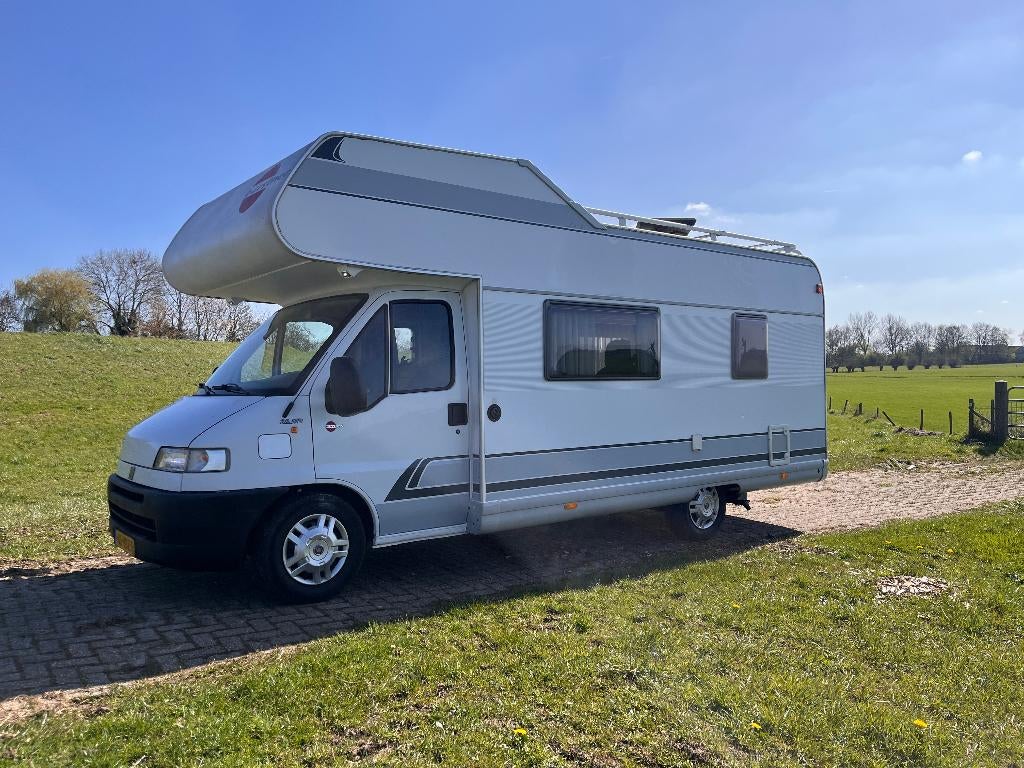Nette Bürstner Camper | 6 pers. | superstaat | 128pk motor, Caravans en Kamperen, Campers, Afzuigkap, Alkoof, Ringverwarming, Fiat