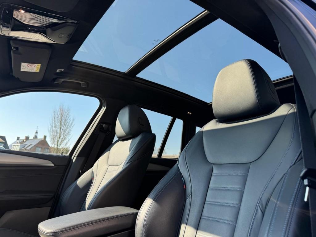 Bmw X3 XDRIVE 30E M sport HIGH Executive Panorama HUD Trekha, 1998 cc, Gebruikt, 2000 kg, Zwart