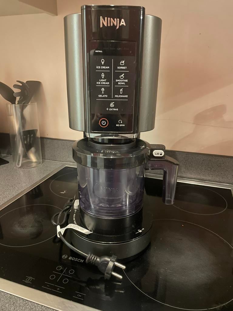 Ninja Creami IJsmachine - Maak zelf heerlijk ijs!, Witgoed en Apparatuur, IJsmachines, Ophalen, Nieuw, Zelfvriezend