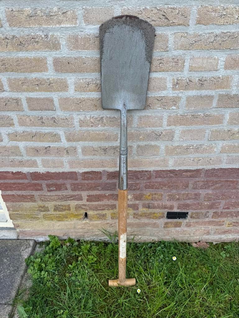 Spade met houten steel, Tuin en Terras, Ophalen, Gebruikt
