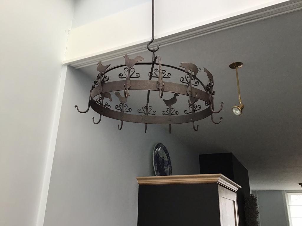 Smeedijzere wildrek keuken rek . Zwart, Ophalen of Verzenden, Zo goed als nieuw