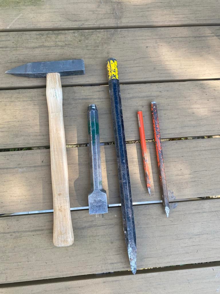 Beeldhouw gereedschap: Jop en 3 maten puntbeitels, Ophalen of Verzenden, Gebruikt