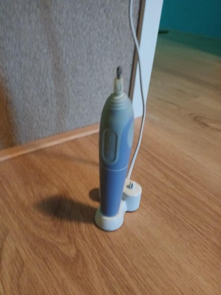 Philips Sonicare elektrische tandenborstel met oplader, Ophalen of Verzenden, Gebruikt