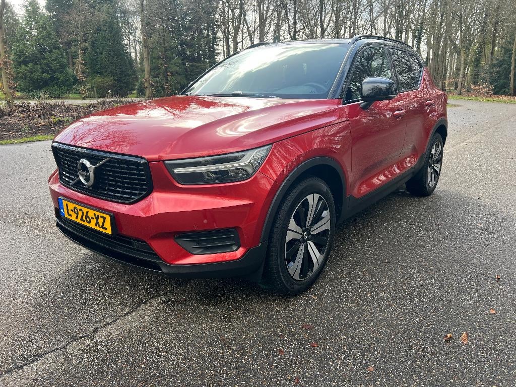 Volvo XC40 2.0 T4 R-Design 2019 190PK ACC Pilot 360 Trekhaak, Auto's, 15 km/l, 1969 cc, Bedrijf, 93 €/maand