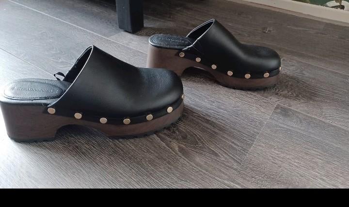 Mooie clogs, Ophalen of Verzenden, Nieuw, Sneakers of Gympen