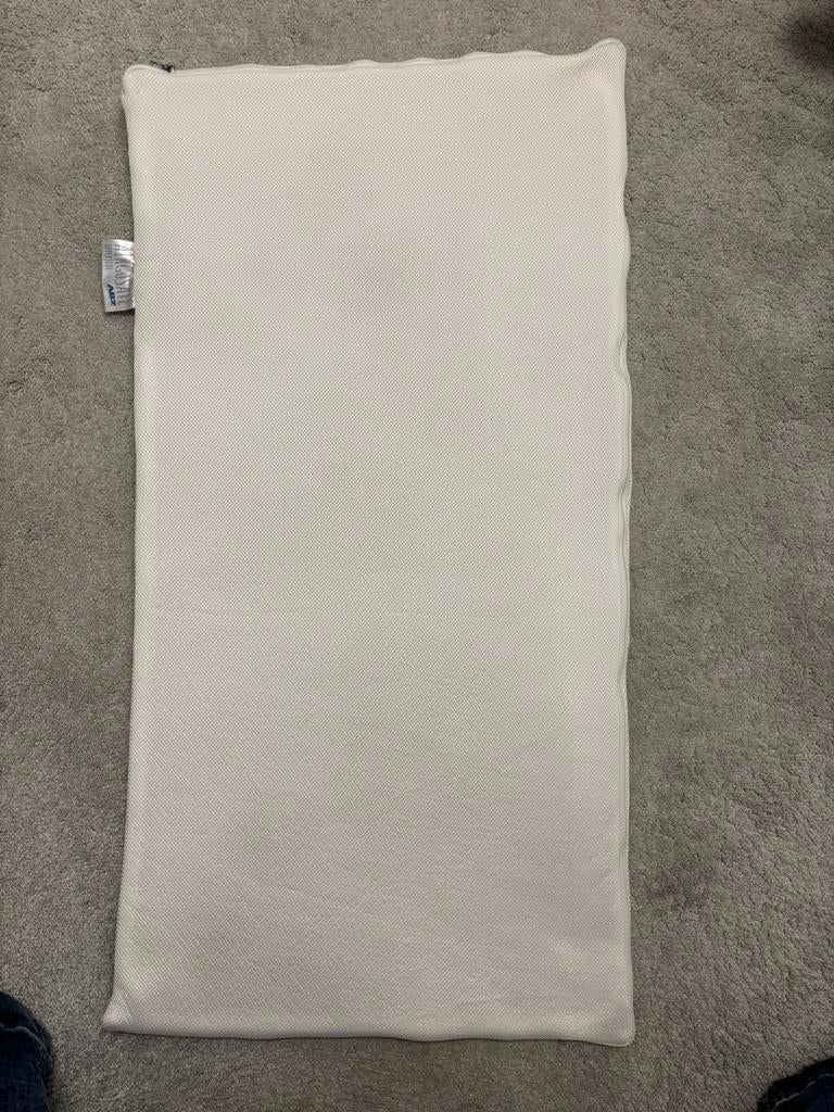 Ademende Topper voor op matras baby kamer 60x120 ZGAN, Ophalen of Verzenden, Zo goed als nieuw, Minder dan 140 cm, Matras