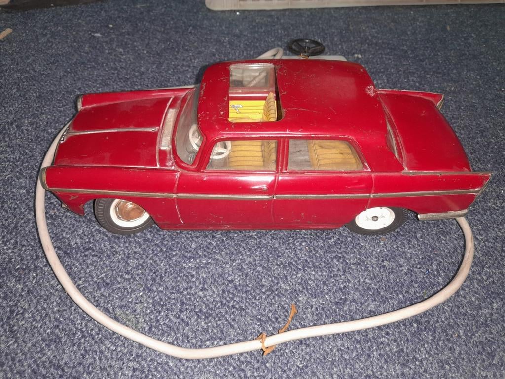 Joustra Peugeot 404, Ophalen of Verzenden