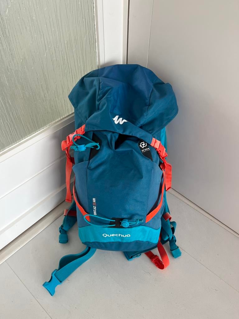Backpack 20 liter, 25 tot 40 cm, Zo goed als nieuw, Trekking, Ophalen