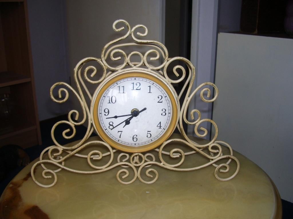 TAFELKLOK, Ophalen of Verzenden